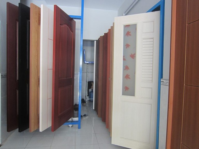 Mẫu cửa nhựa giả vân gỗ PVC Đài Loan với thiết kế ấn tượng